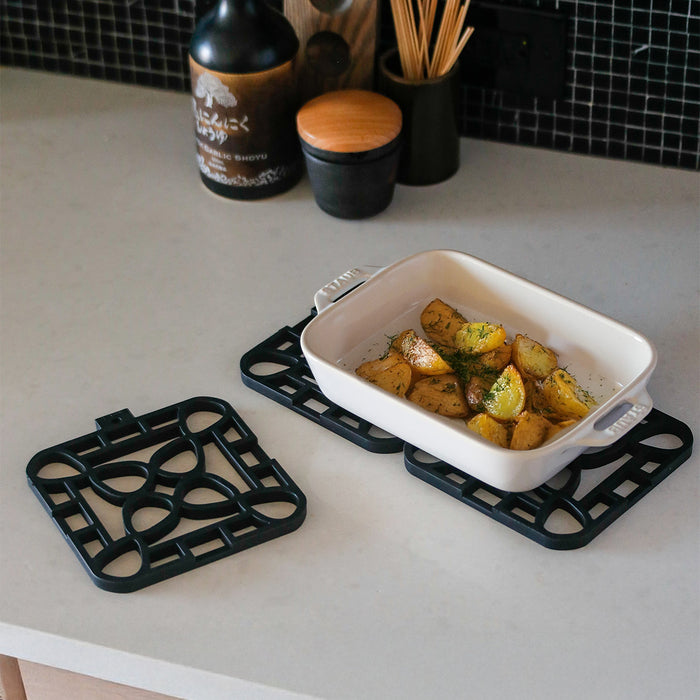 Capabunga Silicone Interlocking Trivet in Black
