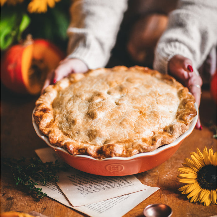 Emile Henry 9" Pie Dish in Pumpkin