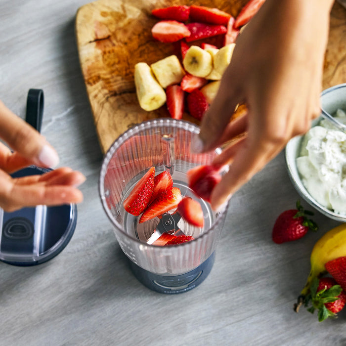 GreenPan Spin & Go Portable Blender in Blueberry