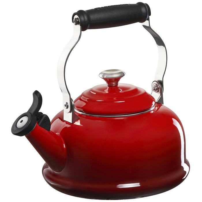 Le Creuset Classic Whistling Kettle in Cerise