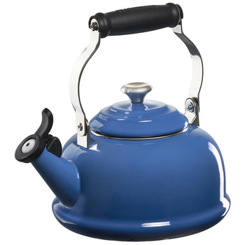 Le Creuset Classic Whistling Kettle in Marseille
