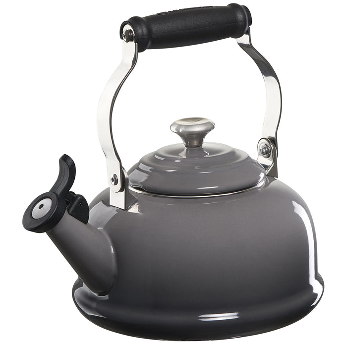 Le Creuset Classic Whistling Kettle in Oyster