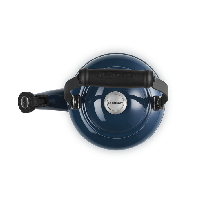 Le Creuset Demi Kettle in Nuit