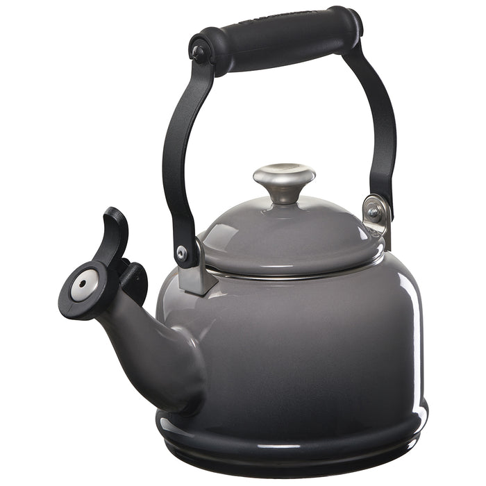 Le Creuset Demi Kettle in Oyster