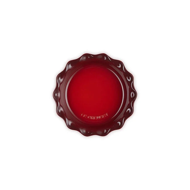 Le Creuset Heritage Fluted Pie Dish in Cerise