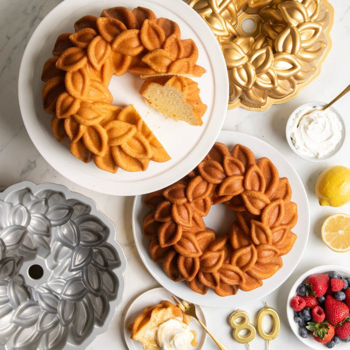 Nordic Ware Laurel Wreath Bundt Pan