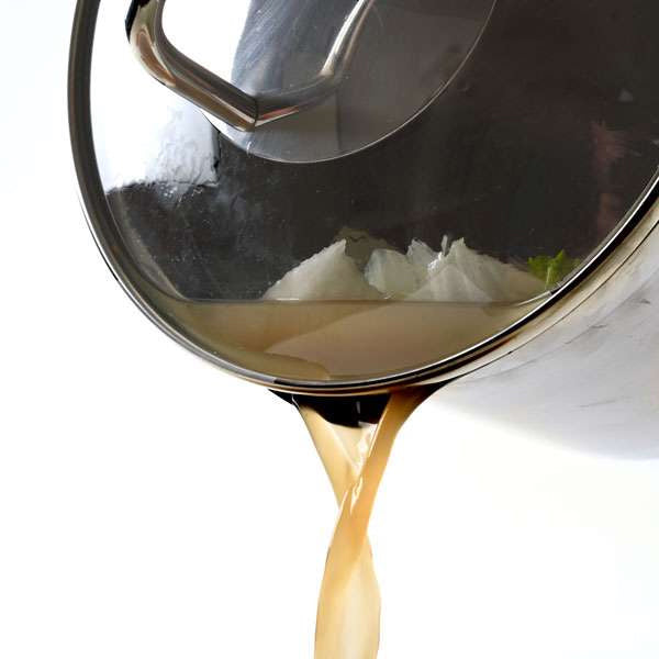 Norpro Stainless Steel 8 Cup Multi-Pot with Straining Lid