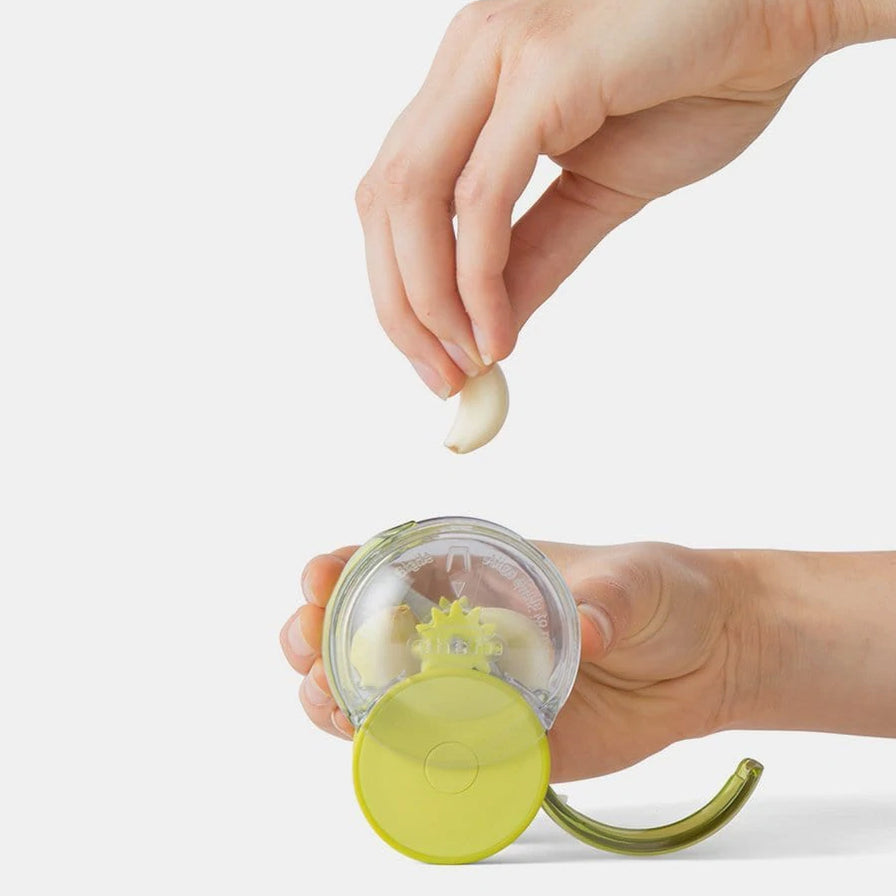 Chef'n GarlicZoom Garlic Chopper — Las Cosas Kitchen Shoppe