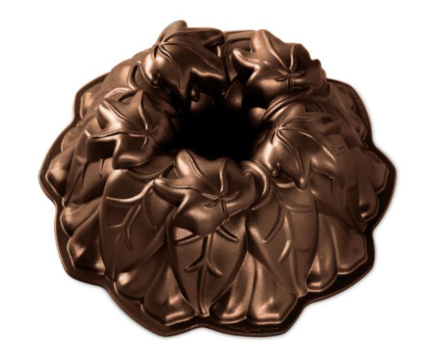 Nordic Ware Harvest Leaves Bundt Pan