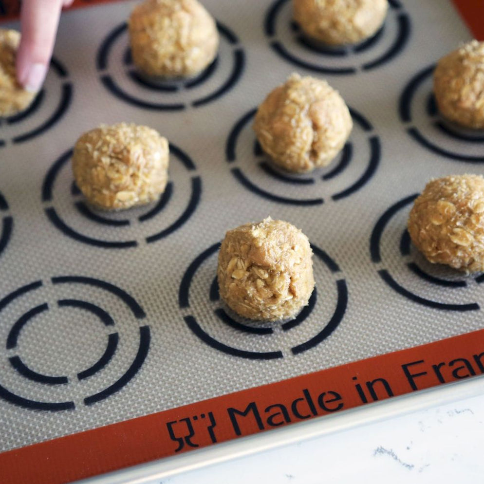 Silpat Perfect Cookie Baking Mat — Las Cosas Kitchen Shoppe